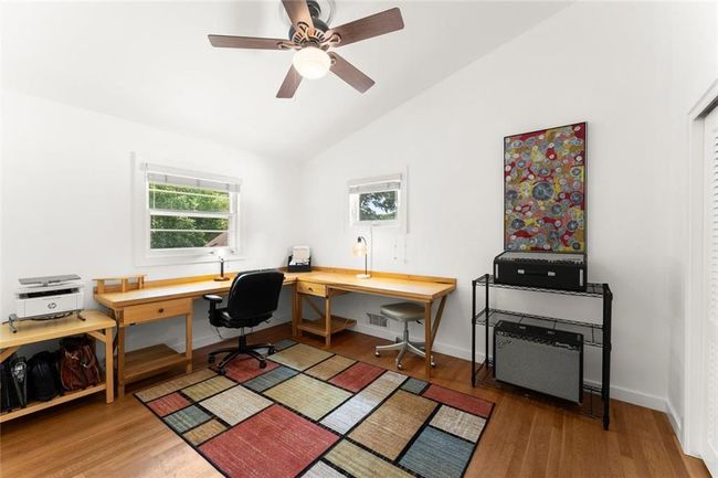 6875 Sunny Brook Ln, House other with 3 bedrooms, 2 bathrooms and 2 parking in Sandy Springs GA | Image 23