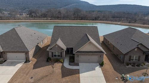 16323 Trestle St Se, Huntsville, AL, 35803-3064 | Card Image