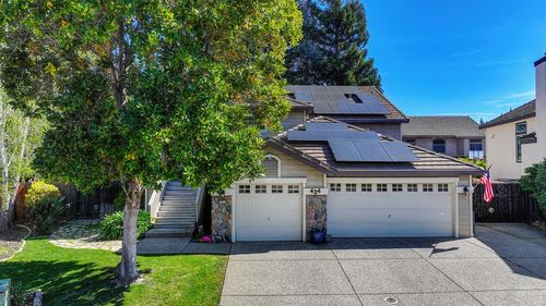 424 Wellsley Court, Folsom, CA, 95630 | Card Image