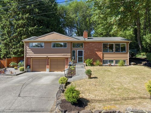 3610 Ne 197th St, Lake Forest Park, WA, 98155-2644 | Card Image