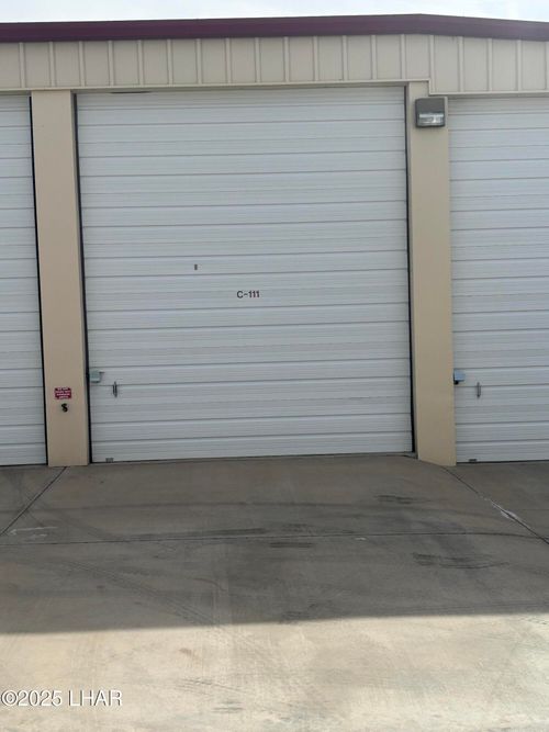 b111-1964 Centers Ave, Lake Havasu City, AZ, 86403-1982 | Card Image