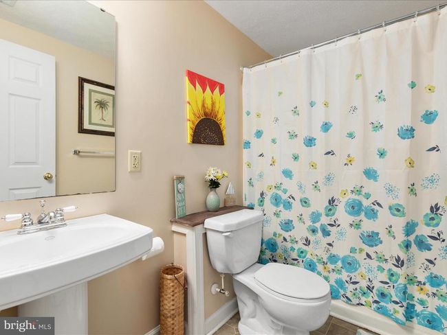 141 Black Oak Dr, House other with 4 bedrooms, 3 bathrooms and null parking in MAURERTOWN VA | Image 35