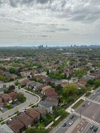 2405 - 1750 Bathurst St, Condo with 1 bedrooms, 1 bathrooms and 1 parking in Thornhill ON | Image 2