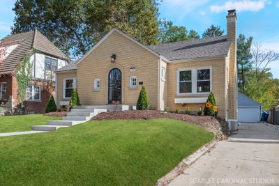 711 S Yale Avenue, House other with 3 bedrooms, 3 bathrooms and 2 parking in Villa Park IL | Image 2