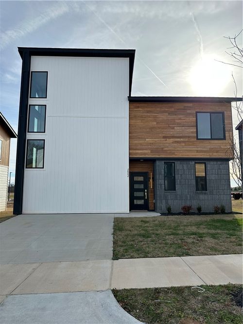 2602 W Bonnie Ln, Rogers, AR, 72758 | Card Image