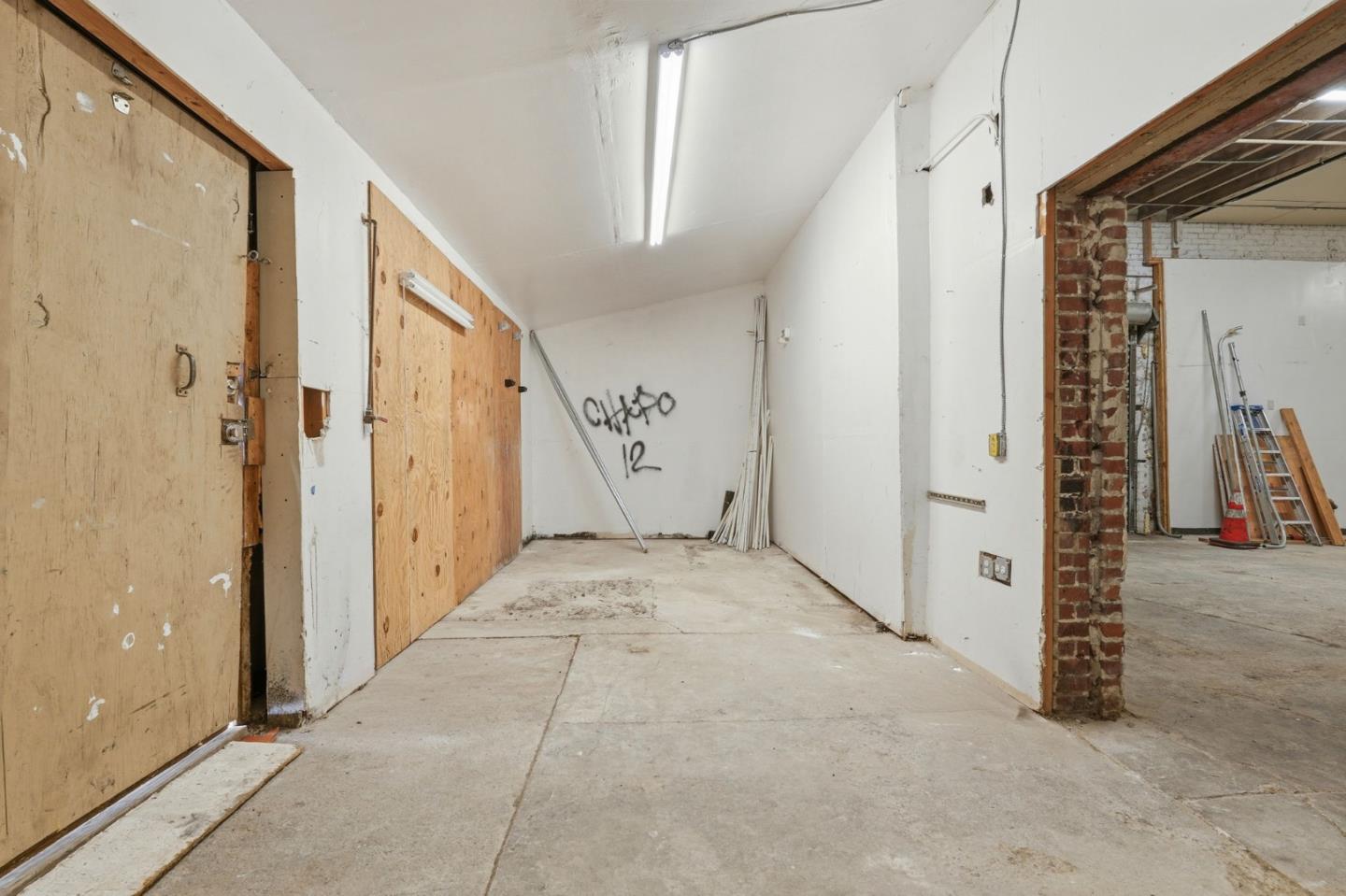 Residential Lease in Richmond 3