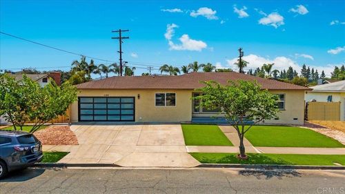 1197 Evilo St, El Cajon, CA, 92021-6327 | Card Image