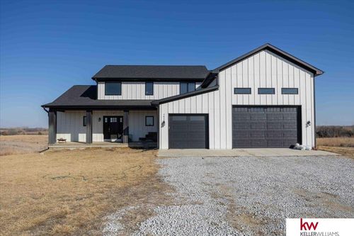 7411 W Olive Creek Rd, Hallam, NE, 68368-2015 | Card Image