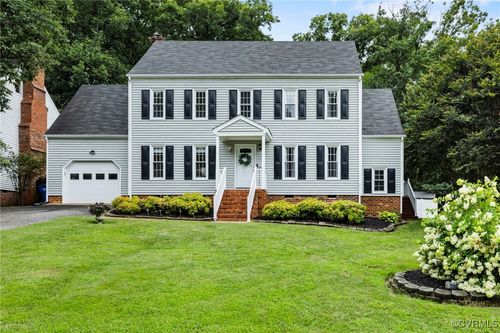11400 N Wedgemont Dr, North Chesterfield, VA, 23236-4800 | Card Image