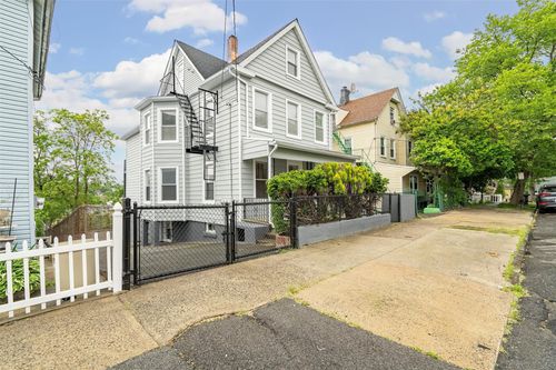 26 N Terrace Ave, Mount Vernon, NY, 10550-2076 | Card Image