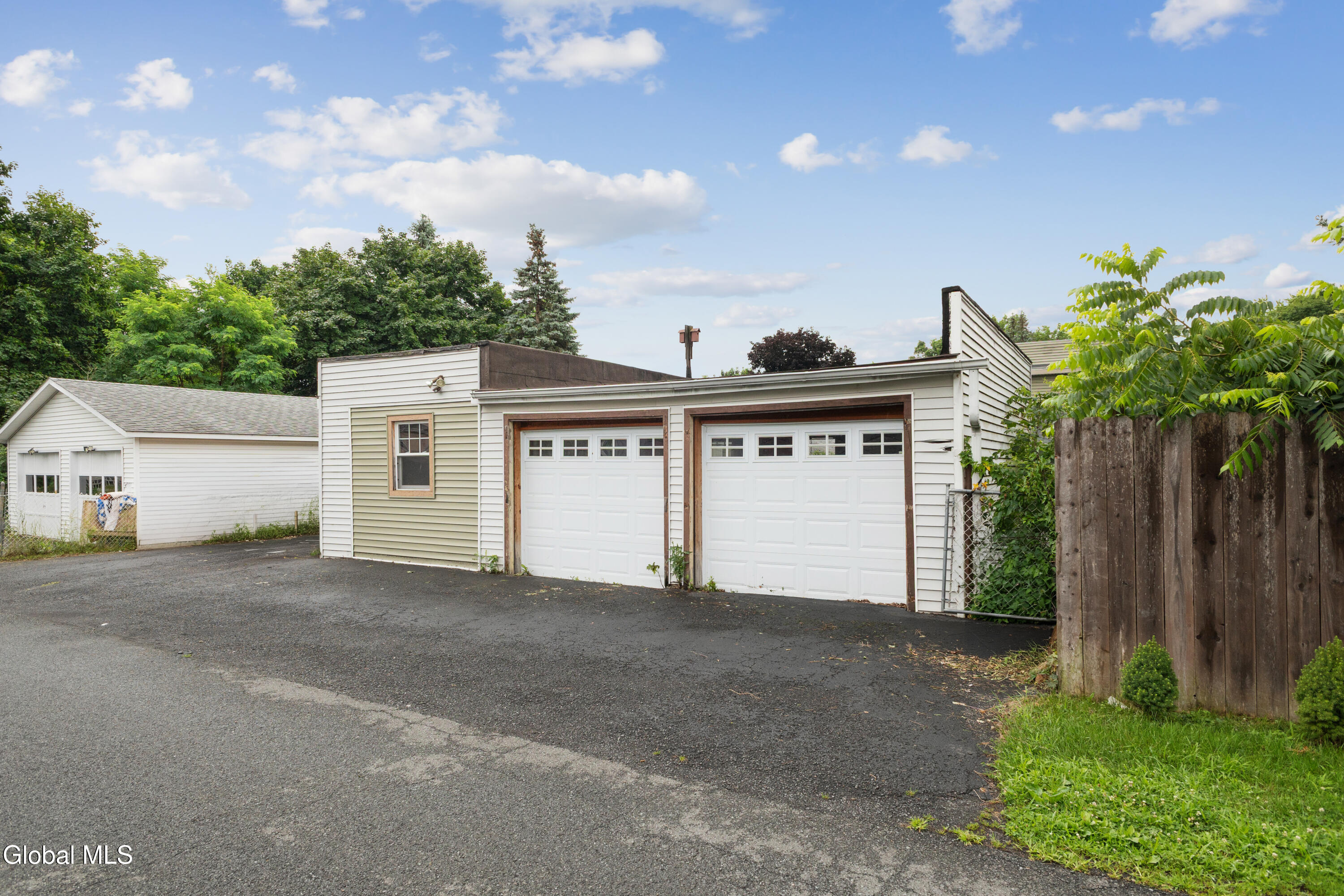 Residential Income in Waterford 5