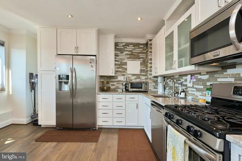 504-1300 S Arlington Ridge Rd, ARLINGTON, VA, 22202-1935 | Card Image