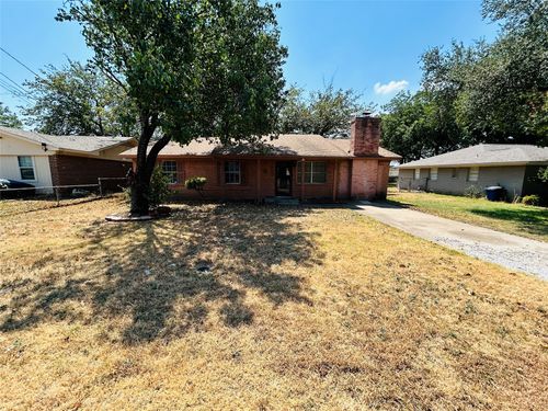 220 Texas St, Cedar Hill, TX, 75104-2614 | Card Image
