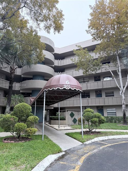 505-901 Colony Point Cir, Pembroke Pines, FL, 33026 | Card Image