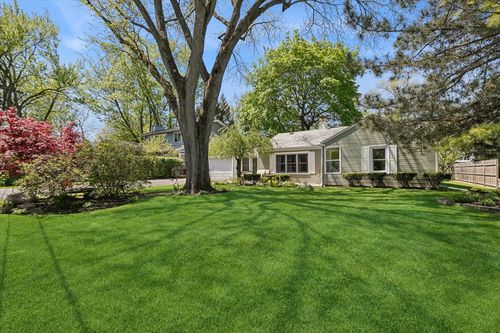 19762 W West Shore Dr, Mundelein, IL, 60060-3451 | Card Image