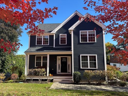 53 Old Mystic St, Arlington, MA, 02474-2223 | Card Image