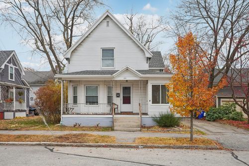 899 Hall St, Manchester, NH, 03104-3819 | Card Image