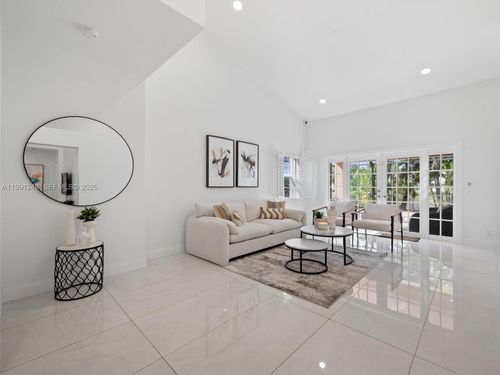 413-413 Cameron Dr, Weston, FL, 33326 | Card Image