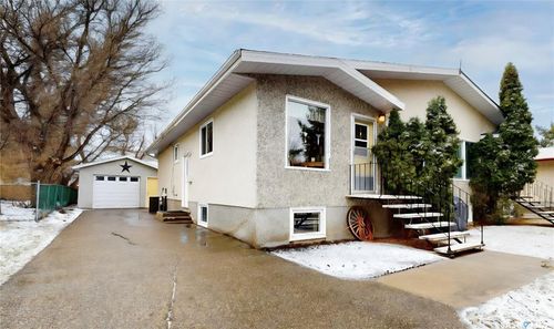 2-138 Myers Crescent, Maple Creek, SK, S0N1N0 | Card Image