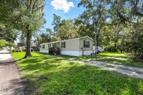 300 E Carter St, Hastings, FL, 32145-3403 | Card Image