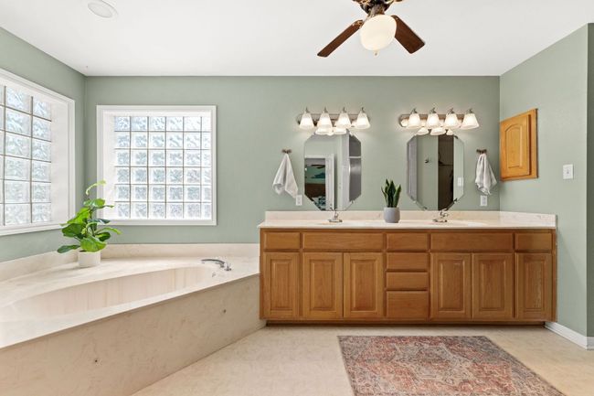 11551 Fm 32, House other with 4 bedrooms, 3 bathrooms and 5 parking in Fischer TX | Image 10
