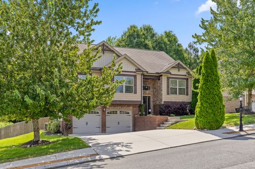8380 Midwestern Dr, Hixson, TN, 37343-2061 | Card Image