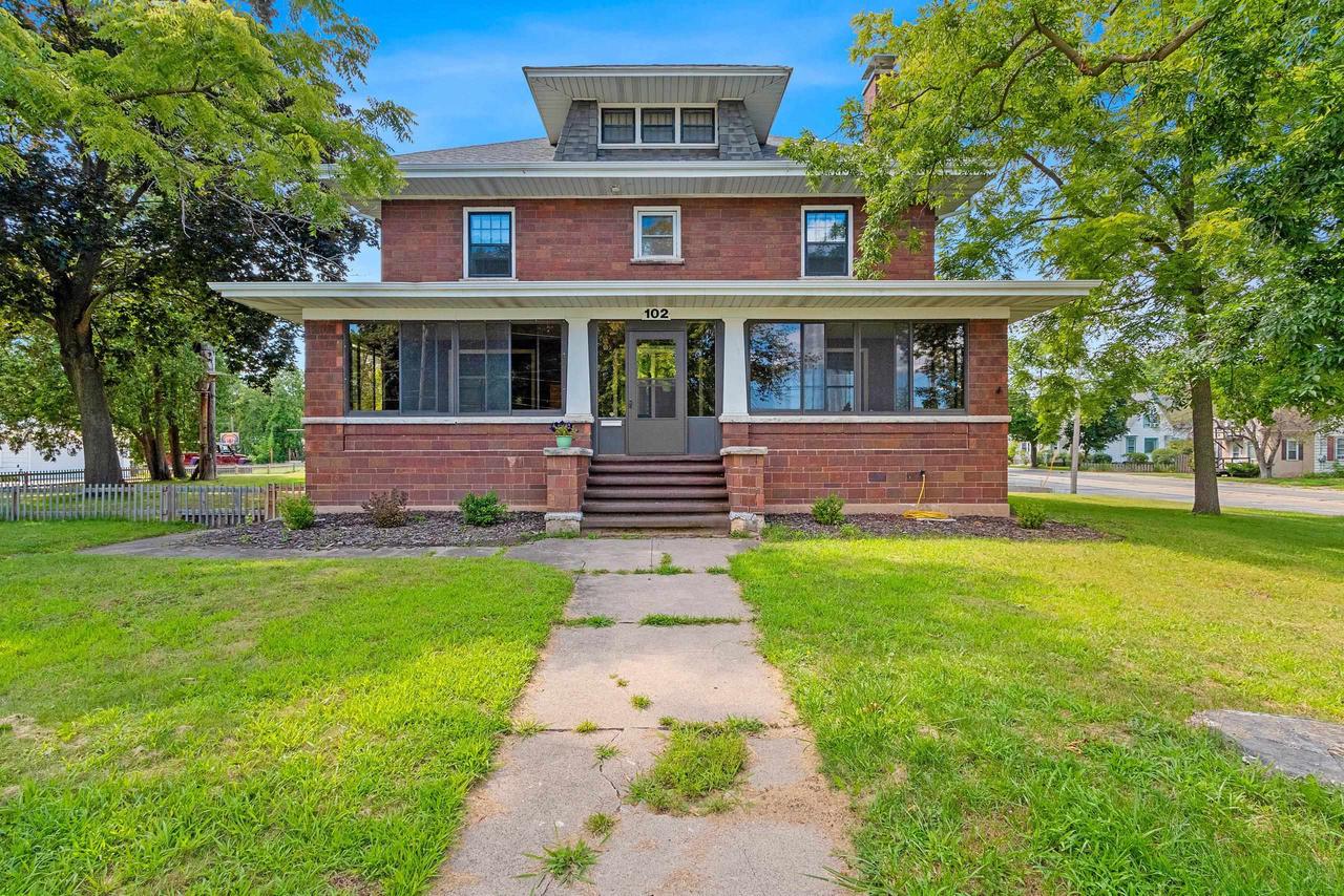 Oneida St, Green Bay, WI 54303