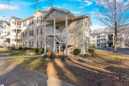 524 Mckenna Cir, Greenville, SC, 29615-2683 | Card Image
