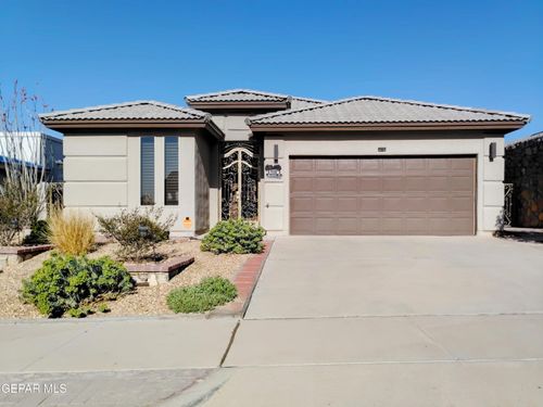 261 Selwood Dr, Horizon City, TX, 79928-6932 | Card Image
