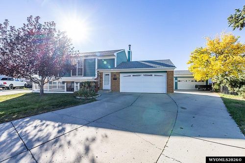 1021 Ford Cir, Rock Springs, WY, 82901-4442 | Card Image