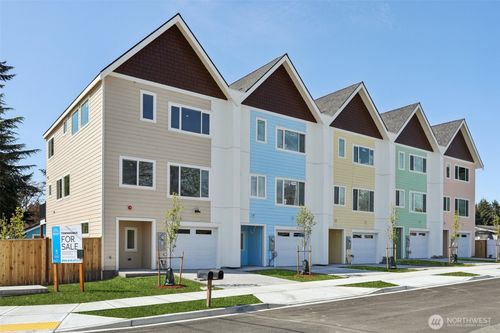 6628 52nd Avenue W, Tacoma, WA, 98467 | Card Image
