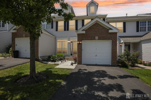 5 Schlottfeld Ln, Parlin, NJ, 08859-2192 | Card Image
