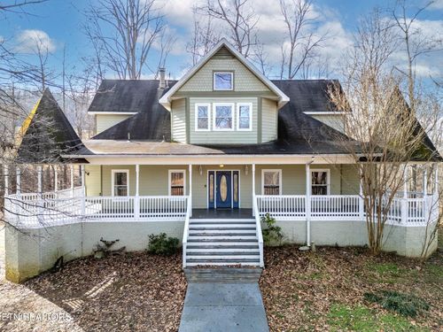 400 Cabbage Cemetery Rd, Washburn, TN, 37888-4717 | Card Image