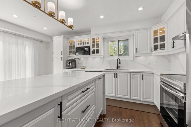 4 Deena Pl, House other with 8 bedrooms, 7 bathrooms and 6 parking in Markham ON | Image 24
