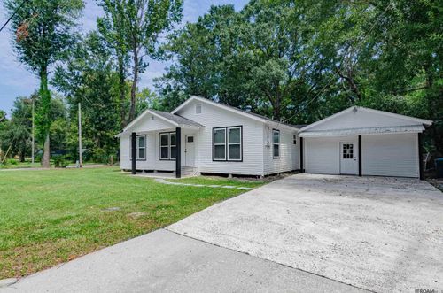 2018 Mchugh Rd, Baker, LA, 70714-2708 | Card Image