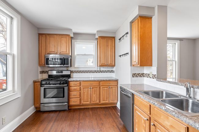 Kitchen | Image 7