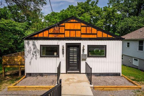 797 4th St, Reading, OH, 45215-4828 | Card Image