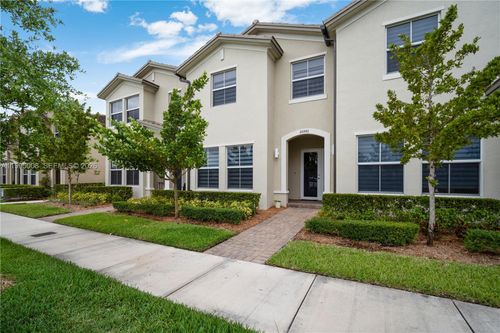 26442-26442 Sw 148th Ct, Homestead, FL, 33032-5330 | Card Image