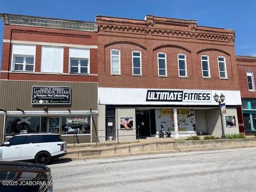119121 S Maple St, Eldon, MO, 65026-1850 | Card Image
