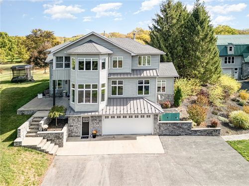 438 Quaker Meeting House Rd, Honeoye Falls, NY, 14472-9754 | Card Image