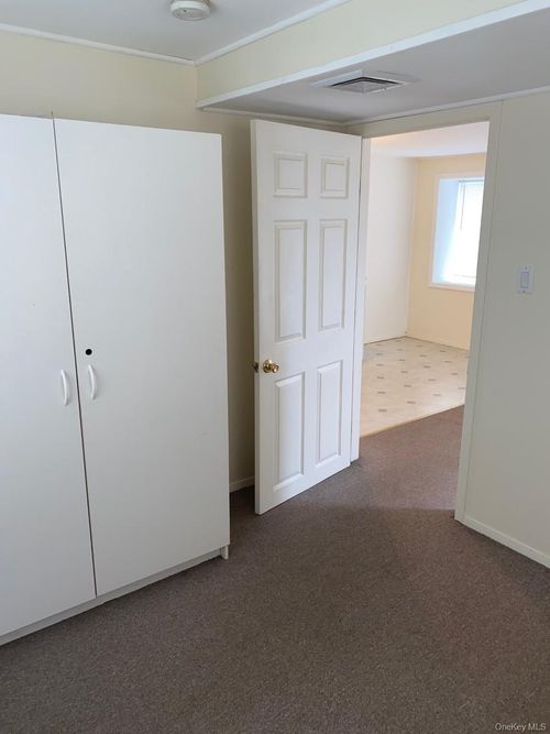 109 Franklin Avenue, Brookhaven, NY, 11784 | Card Image