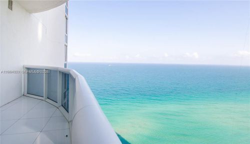 apt-2602-15811 Collins Ave, Sunny Isles Beach, FL, 33160-4188 | Card Image