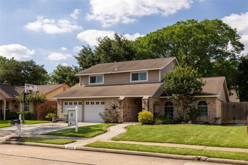 11918 Dorrance Ln, Meadows Place, TX, 77477-1708 | Card Image