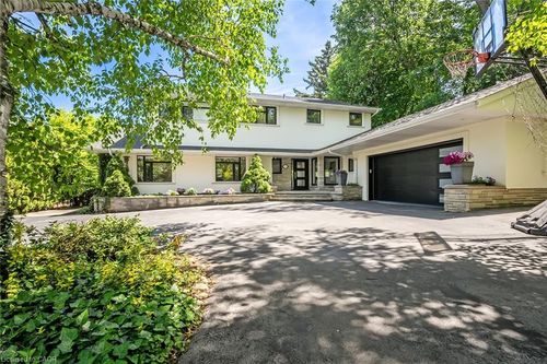 624 N Shore Blvd E, Burlington, ON, L7T1X2 | Card Image