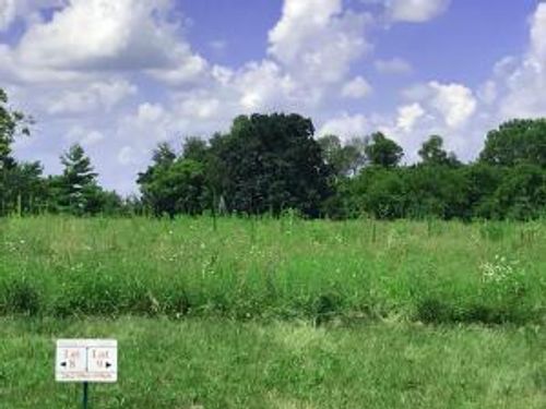 lt9-N979 Winds Way, Ashippun, WI, 53066 | Card Image