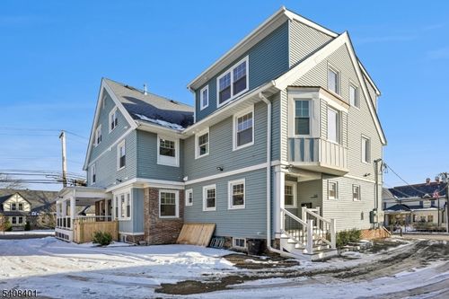 4-30 Woodland Ave, Summit, NJ, 07901-2158 | Card Image