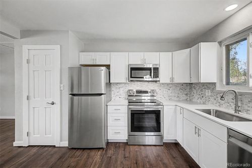 875 Memphis St, Aurora, CO, 80011-4544 | Card Image