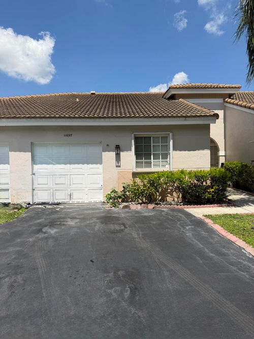 11697 Sw 19th St, Miramar, FL, 33025-5610 | Card Image