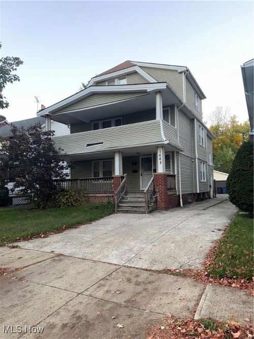 1665 Cliffview Rd, Cleveland, OH, 44112-1110 | Card Image