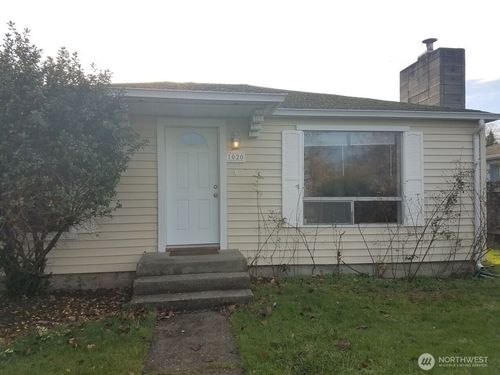 1020 E 7th St, Port Angeles, WA, 98362-6449 | Card Image